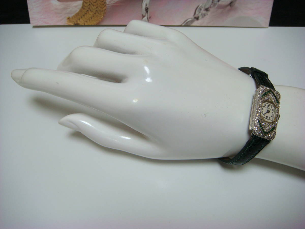 * antique Vintage . ornament clock diamond emerald lady's watch *