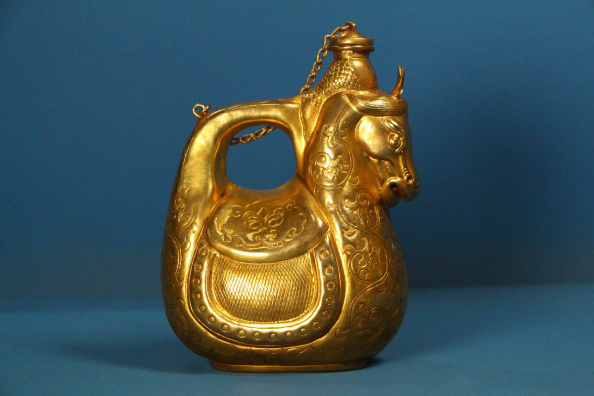 最上の品質な 『清・古銅彫・塗金・馬頭壺』極細工 置物古賞物 中国古玩 中国古美術 その他