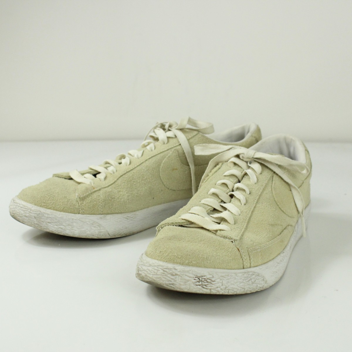 NIKE × FRAGMENT / BLAZER LOW SP ナイキ フラグメント ブレイザー ロー スニーカー 藤原ヒロシ氏 the POOL aoyama 表記サイズ9.5_画像1