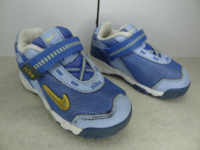 全国送料無料 レア ナイキ NIKE (play) 子供靴 キッズ ベビー男