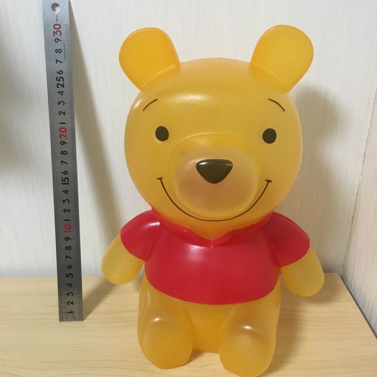 アンティーク pooh 特大 プラスチック フィギュア ディズニー くまのプーさん 置物 小物入れ プレゼント　30年前のもの_画像1