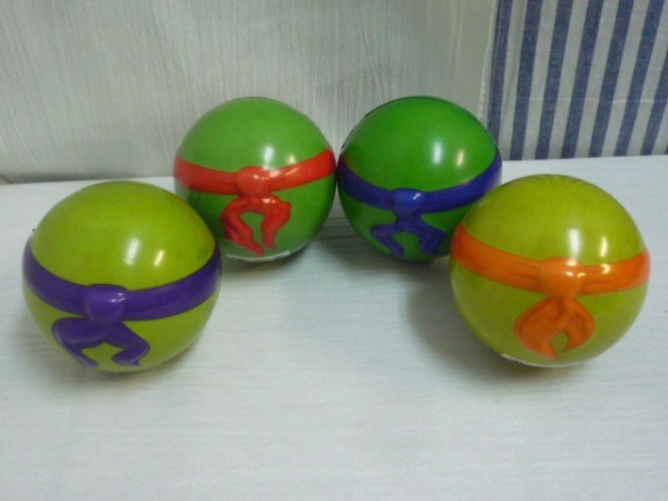 タートルズ　フェイスボール　ボール　アメトイ　玩具　4種類　4個セット_画像2