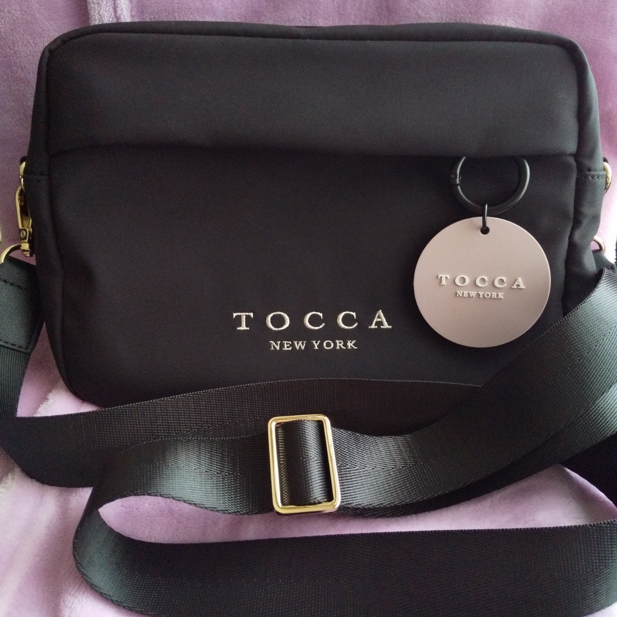 TOCCA トッカ WEB限定 & 一部店舗限定 ARIA CAMERA BAG ショルダーバッグ ブラック 黒 バッグ ショルダー チャーム付き 未使用 _画像1