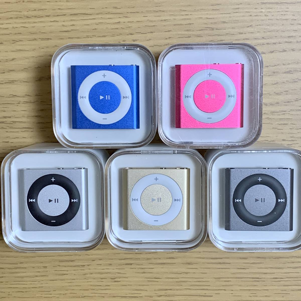 ★新品未開封★Apple アップル iPod shuffle 第4世代 2GB 本体 フルセット5種 シャッフル スペースグレイ ゴールド シルバー  ピンク ブルー