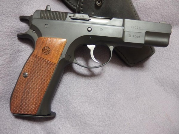 MGC tight -CZ75 1st( wooden grip ) & Czech CZ company original CZ75/85 for ho ru Star 