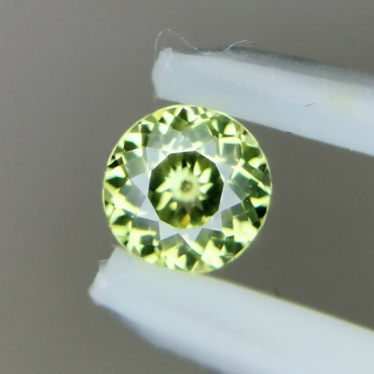 【1円オークション】小粒でも美しいマリガーネット 0.30ct_画像1