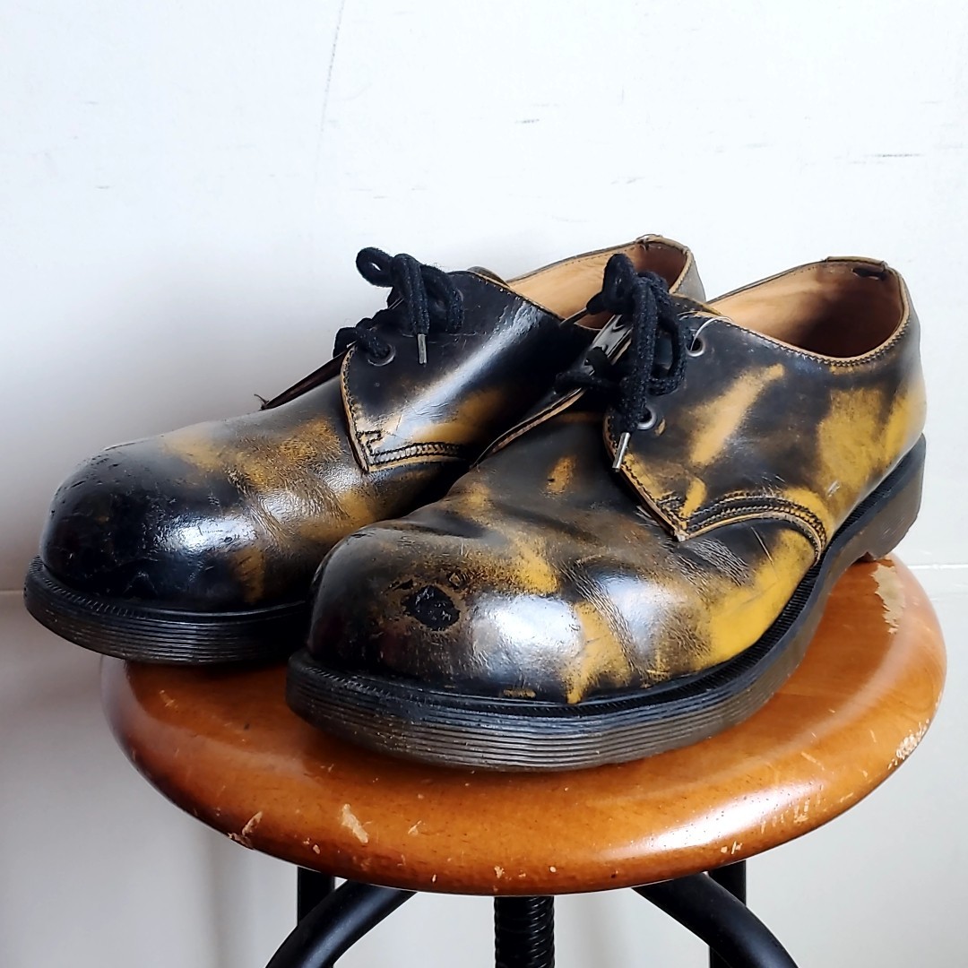 914◆柊太郎着用【推しの子】英国製 ドクターマーチン Dr.Martens スチールトゥ 3ホールシューズ UK9/28㎝位 黒×黄色 ジャンク品 中古