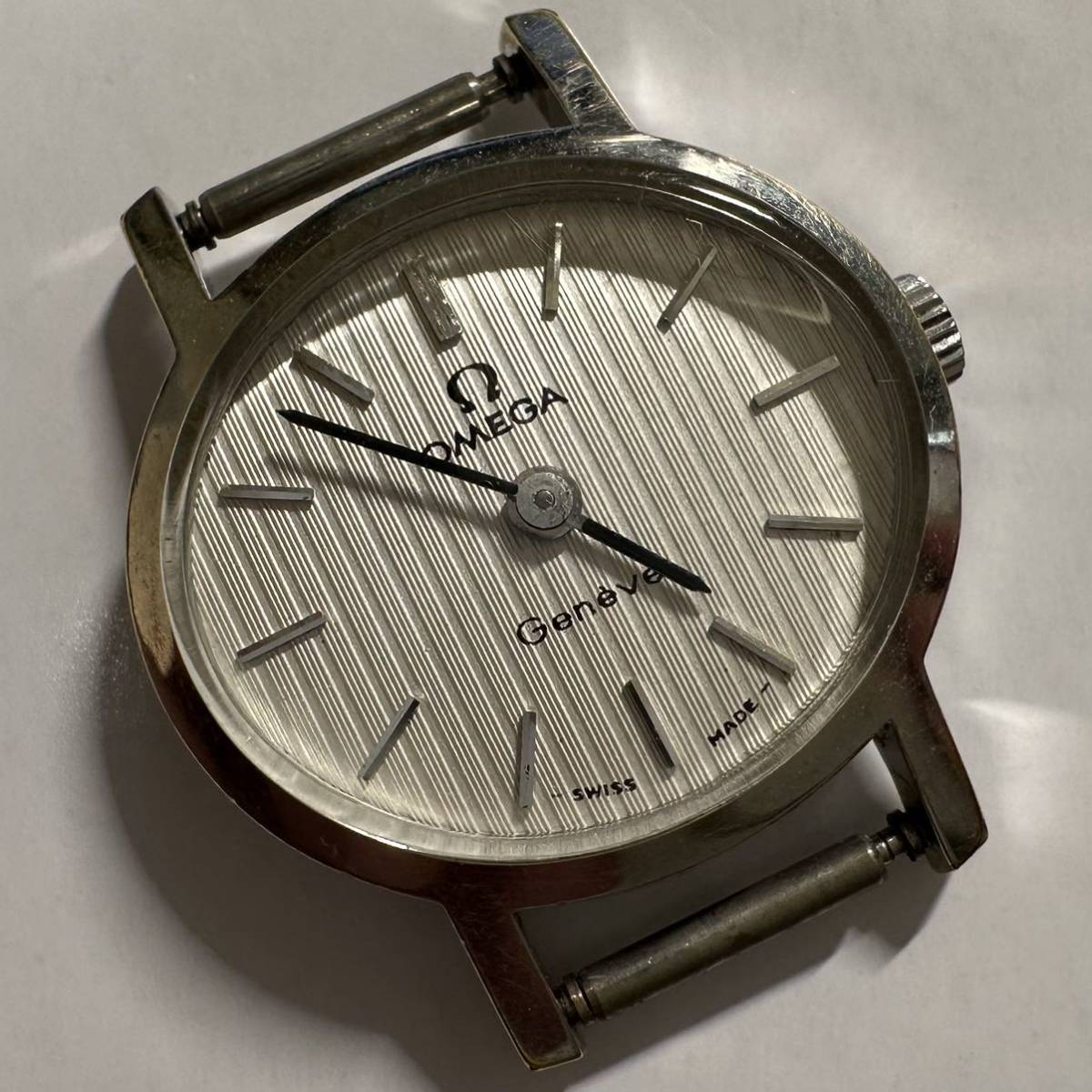 オメガ ジュネーブ 511 0412 Cal.625 オーバル 2針 シルバー文字盤 レディース 腕 時計 手巻き OMEGA Geneve 511.0412 511.412 動品　エ-1
