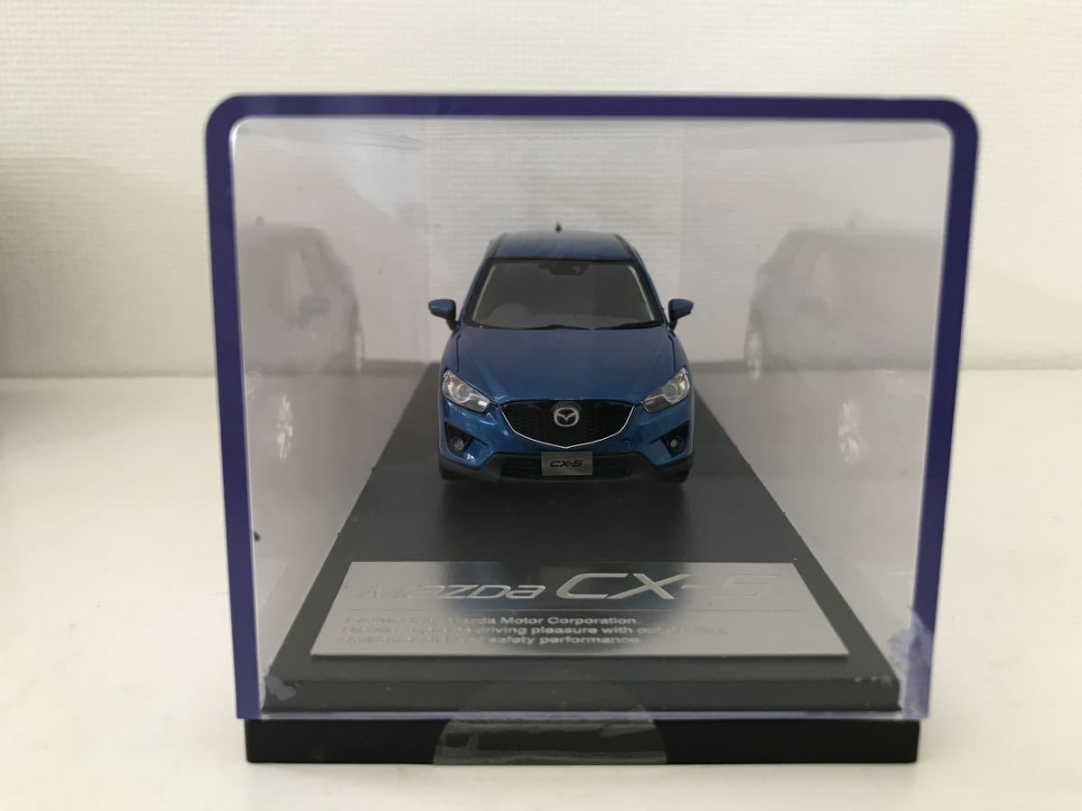 ディーラー特注 1/43 マツダ CX-5 スカイブルーマイカ 成約記念 カラーサンプル MAZDA_画像3