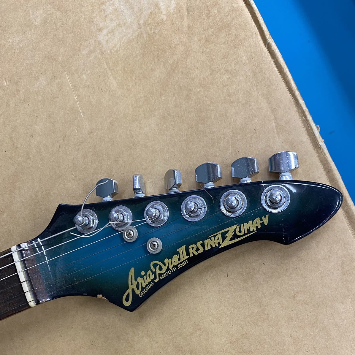 Aria Pro Ⅱ RS INAZUMA V エレキギター MADE IN JAPAN Aria Pro Ⅱ RS INAZUMA V エレキギター MADE IN JAPAN