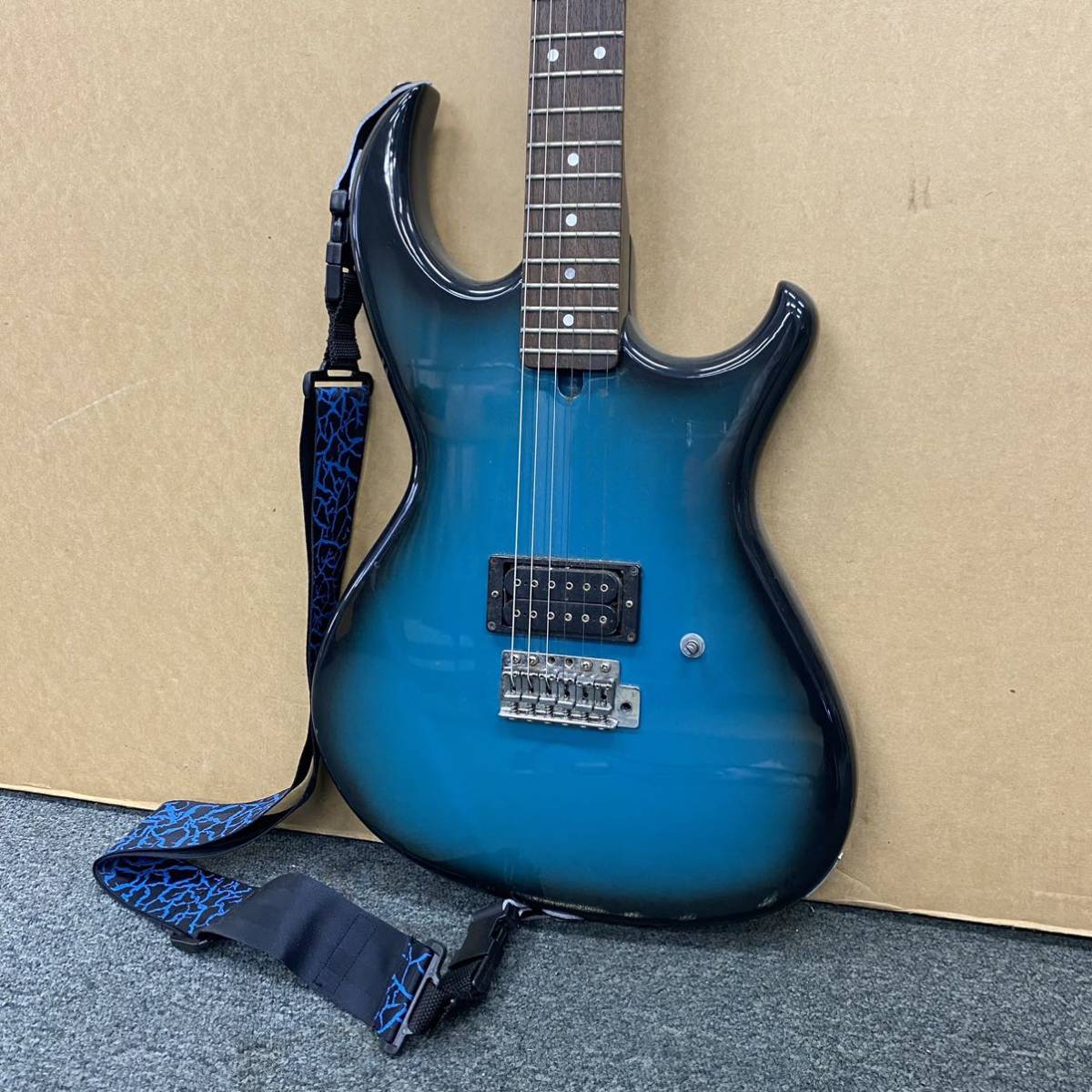 Aria Pro Ⅱ RS INAZUMA V エレキギター MADE IN JAPAN Aria Pro Ⅱ RS INAZUMA V エレキギター MADE IN JAPAN