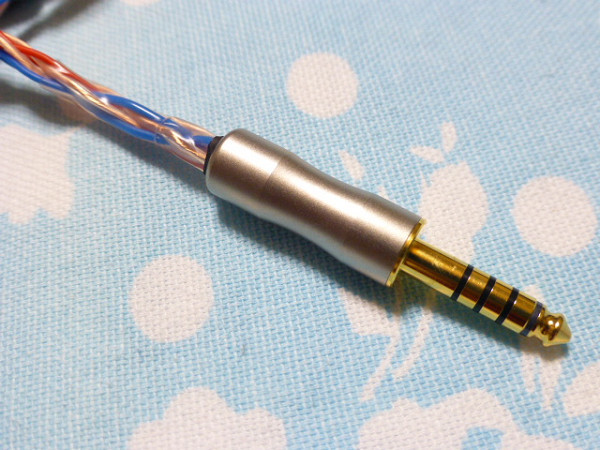 qdc2pin 旧式UE MOGAMI 2799 八芯 トープラ4.4mm5極 - イヤホン qdc2pin 旧式UE MOGAMI 2799 八芯 トープラ4.4mm5極 - イヤホン