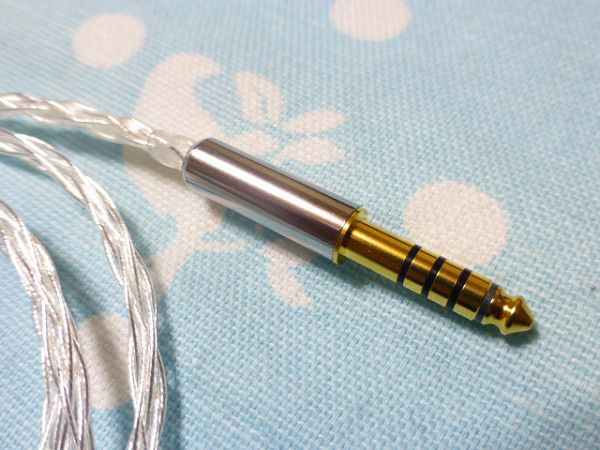 2.5mm4極 (メス) → 4.4mm5極 超スリム 変換ケーブル 4N純銀撚り 2.5mm4極 (メス) → 4.4mm5極 超スリム 変換ケーブル 4N純銀撚り