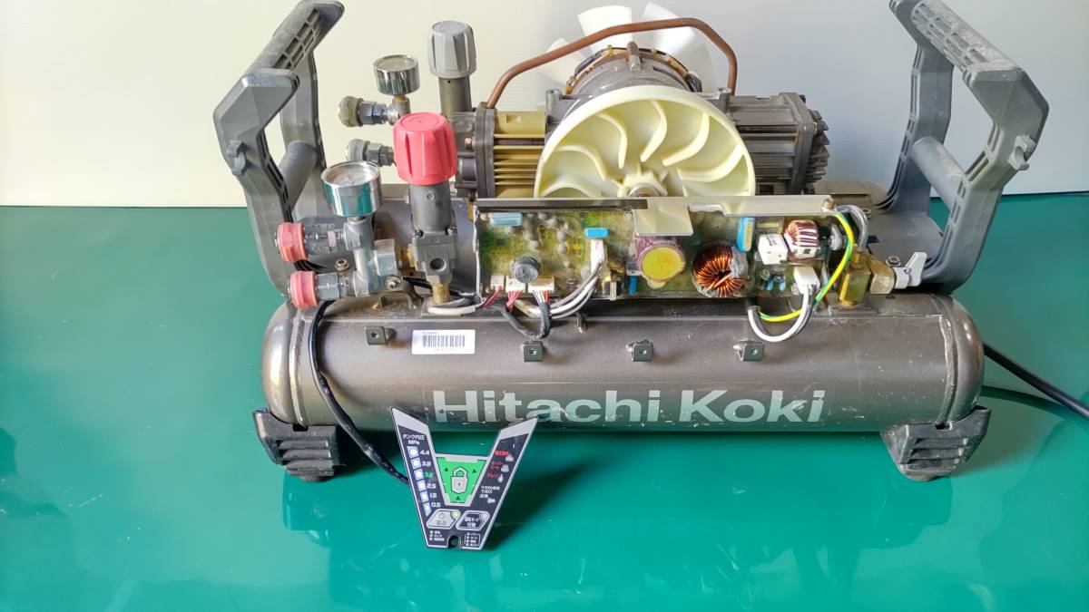 整備完了主要部品交換(HIKOKI)高圧コンプレッサーEC1445H2 整備完了主要部品交換(HIKOKI)高圧コンプレッサーEC1445H2