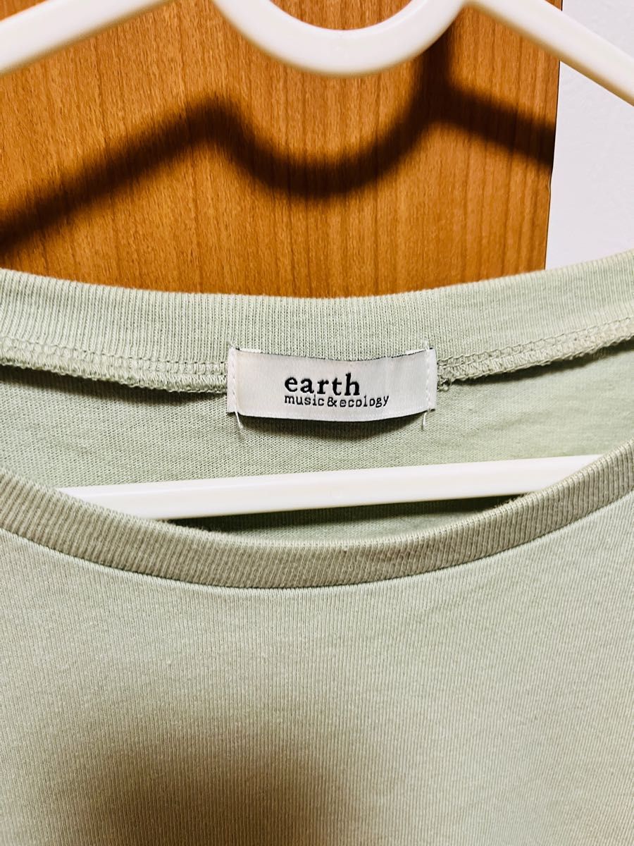 earth music&ecology トップス　シャツ
