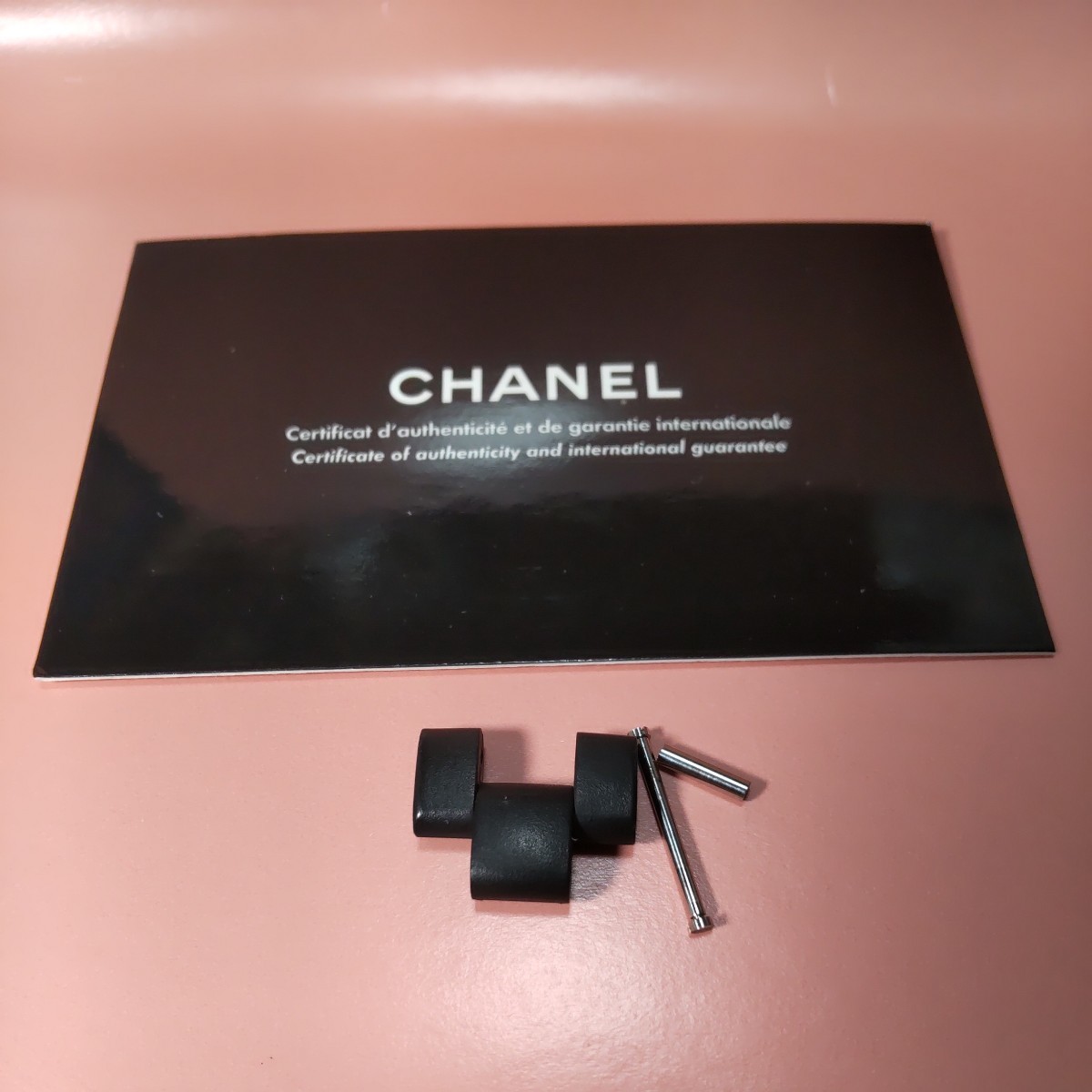 CHANEL J12 黒 BK ラバー 1 コマ 駒 ベルト ブレスレット 調整 部品 シャネル 正規 純正 初期 H0684 ほか 幅 17mm 付属 両ネジ ポチあり ⑥