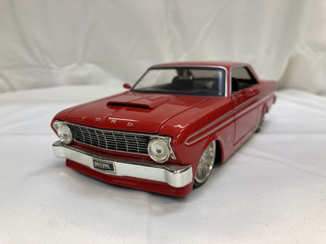 Jada Toys 1964 FORD FALCON 1/24 BIGTIME MUSCLE Jada Toys 1964 FORD