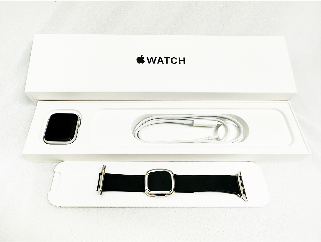 AppleWatch se GPSモデル 40mm シルバー-