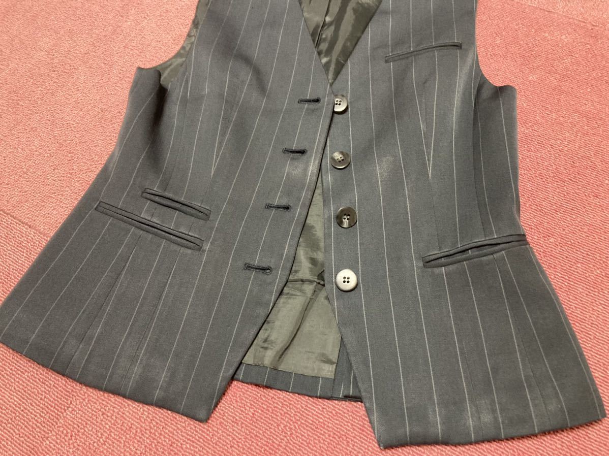 企業　女子社員制服　ヒロミチナカノ　事務服　緑色系　9号　ベスト・スカート　OL制服 送料185円_画像2