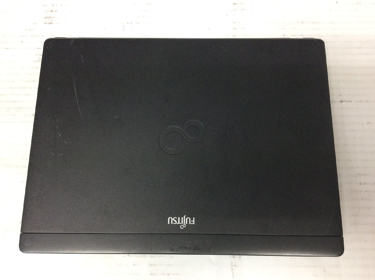 ジャンク/ FUJITSU FMVNP8AE LIFEBOOK P772/G Intel Core i5-3340M メモリ2.05GB HDD320.07GB 【G13546】_天板の左側に傷がついてます