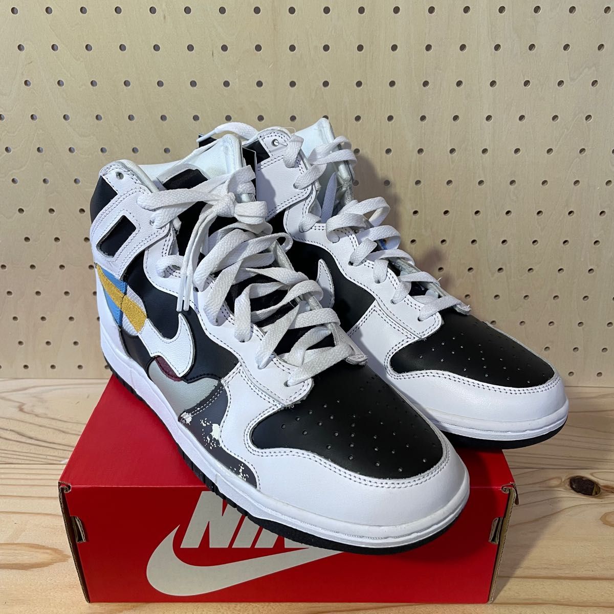 NIKE DUNK HIGH LX ダンクハイ 白黒 ナイキスニーカー AIR NIKE DUNK HIGH LX ダンクハイ 白黒 ナイキスニーカー AIR
