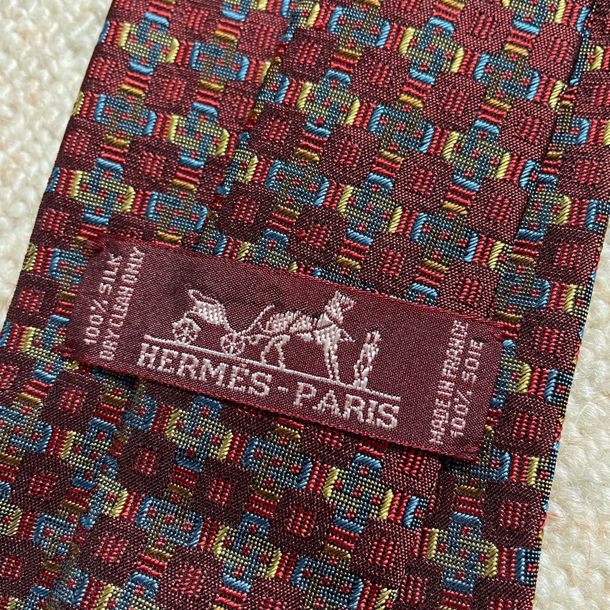 HERMES エルメス ネクタイ　100silk フランス製