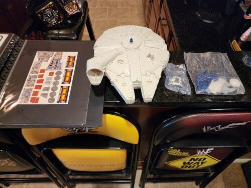 Vintage Star Wars Micro Falcon With Unused Contents And Sealed Figures Bags 海外 即決代行 購入安い