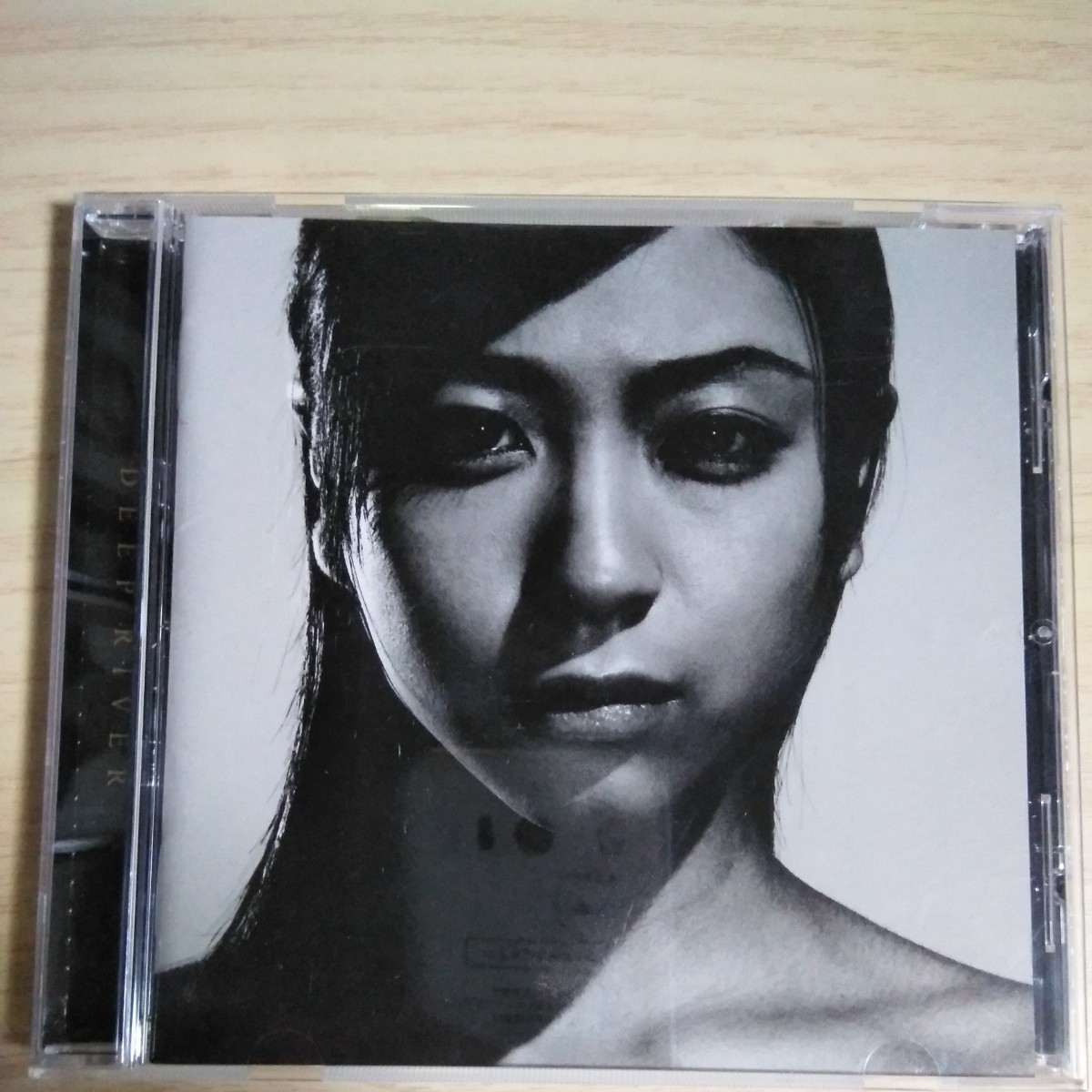 ZZ062　CD　DEEP RIVER　UTADAHIKARU　１．SAKURAドロップス_画像1