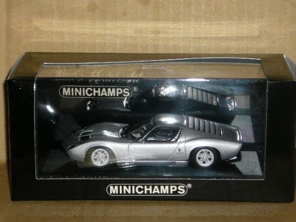 1/43 MINICHAMPS Lamborghini Miura 1986 銀