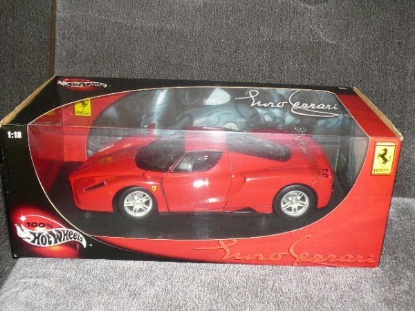 新作モデル ☆1/18 HotWheels 赤 Ferrari Enzo 乗用車