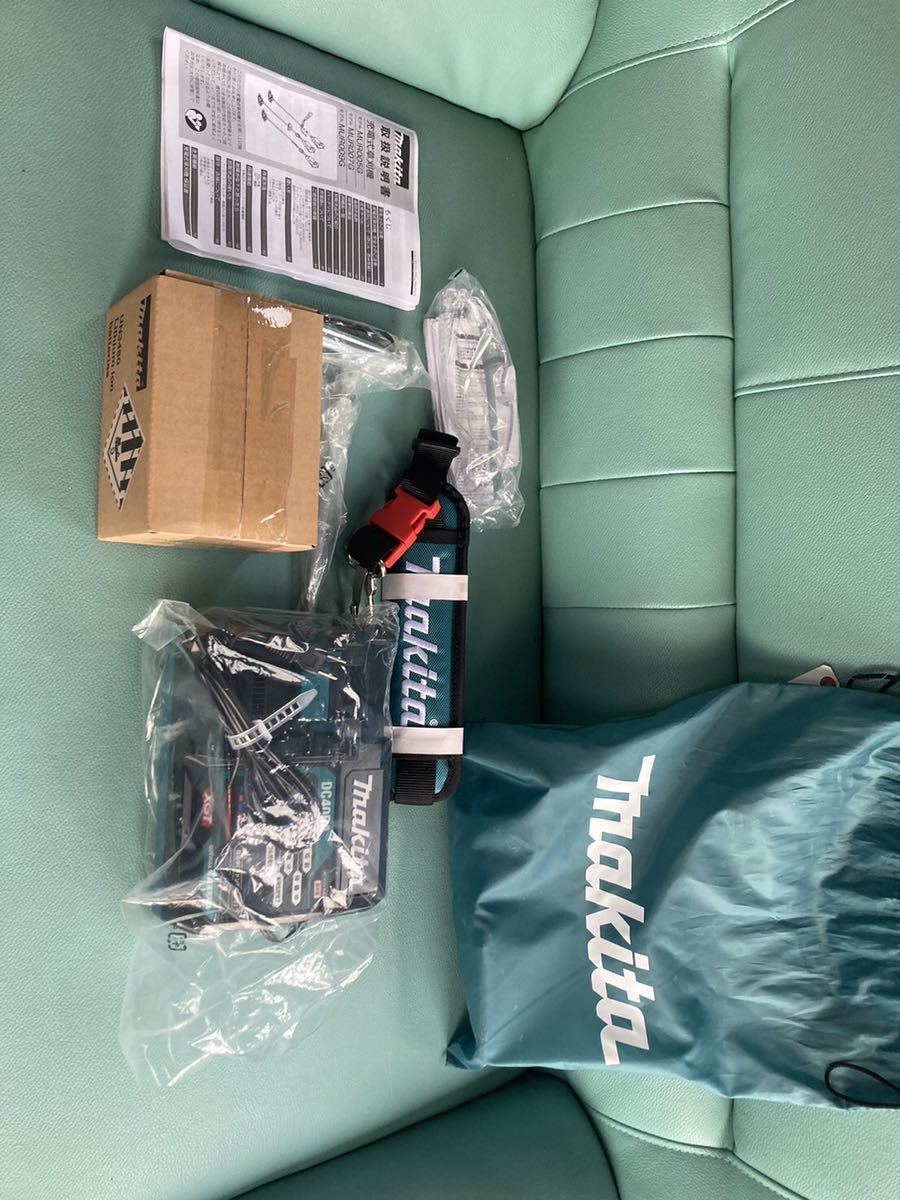 マキタ充電式草刈機MUR005GRM 草刈り機MAKITA 40Vmax 4.0Ahバッテリー