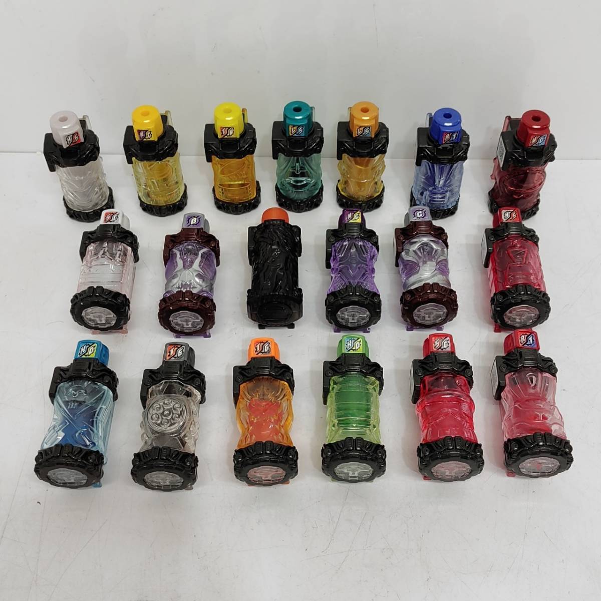 ●バンダイ 仮面ライダービルド フルボトル 変身グッズ BANDAI なりきり 19点セット まとめ売り おもちゃ S2294
