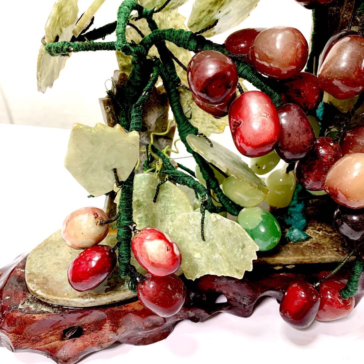 中国美術 玉石ぶどう鉢植 彫刻 天然石葡萄 置物 インテリア 観賞石 翡翠