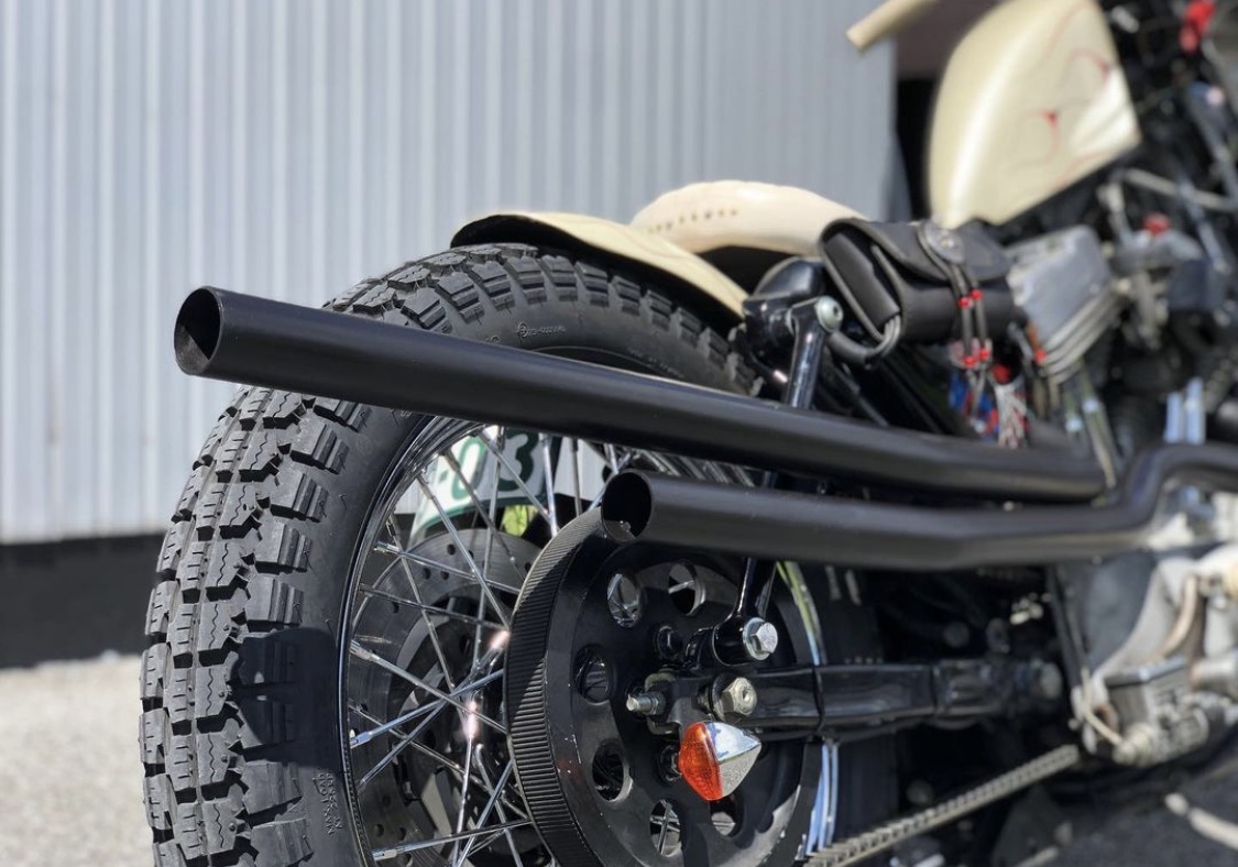 スポーツスターショットガンマフラーワンオフマフラー スポーツスターショットガンマフラーワンオフマフラー