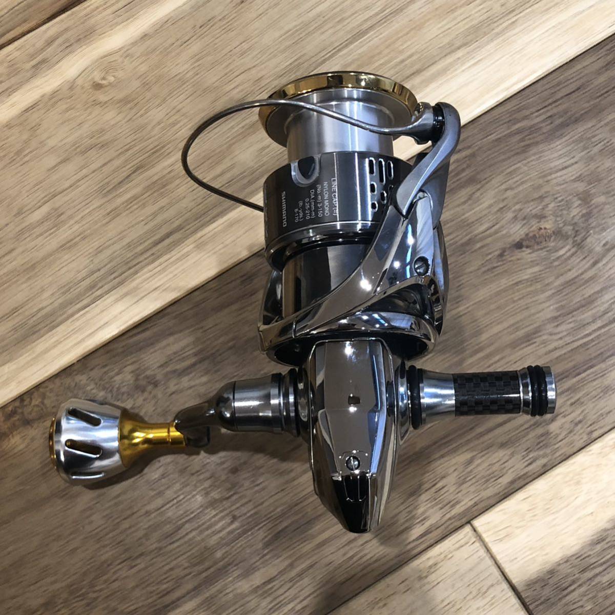 シマノ SHIMANO 18 ステラ C3000XG ハンドルノブ カスタム リール