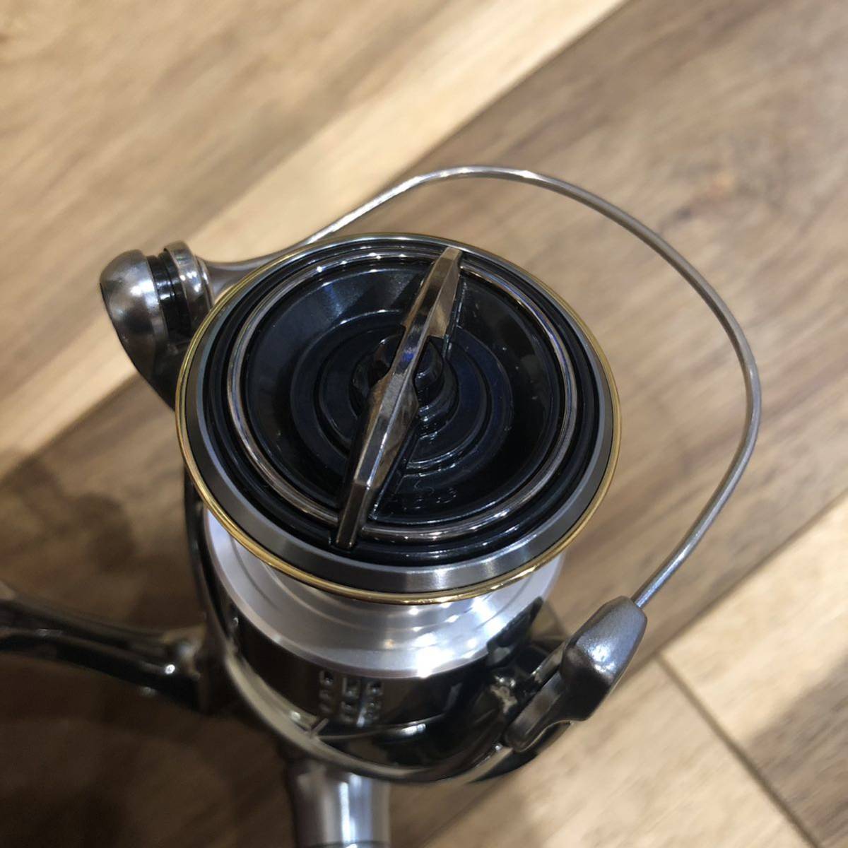 シマノ SHIMANO 18 ステラ C3000XG ハンドルノブ カスタム リール
