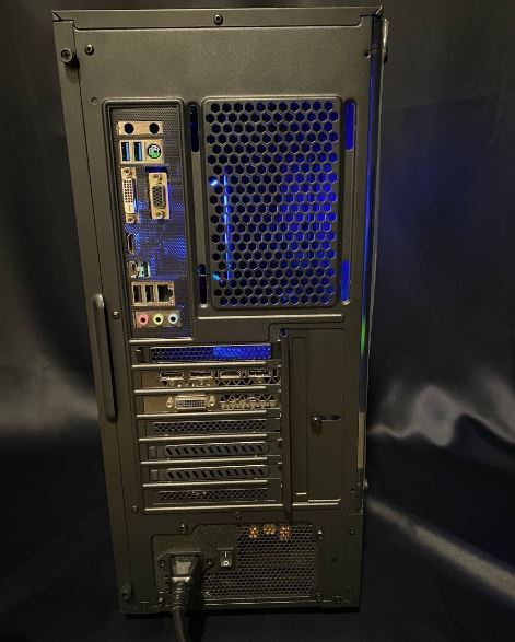 ハイエンドゲーミングPC新品ケース Core i7 8700k Wim10 ☆GeForce