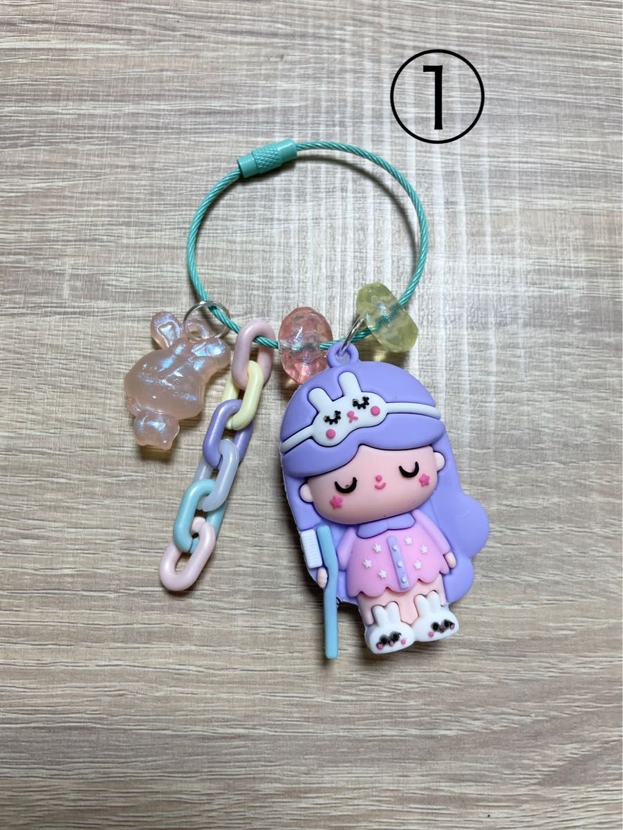 ハンドメイド ワイヤーキーホルダー バックチャーム キッズ ハンドメイド ワイヤーキーホルダー バックチャーム キッズ