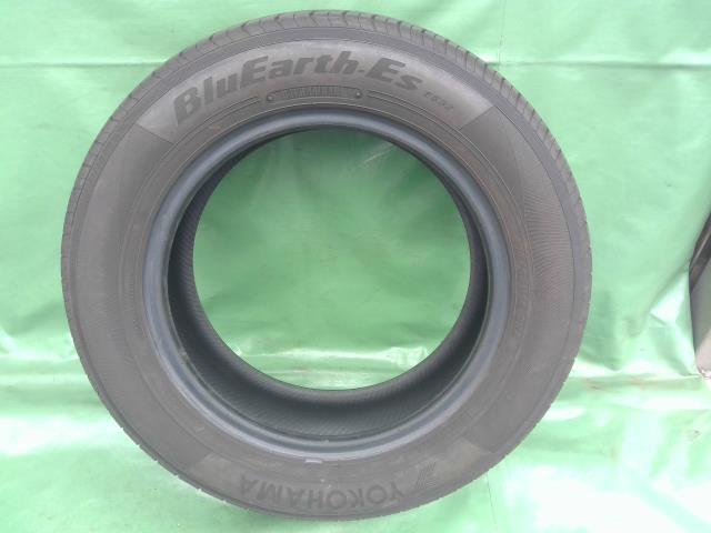 中古 タイヤ 1本 175/65R14 YOKOHAMA BluEarth-Es ES32 (1)_画像2