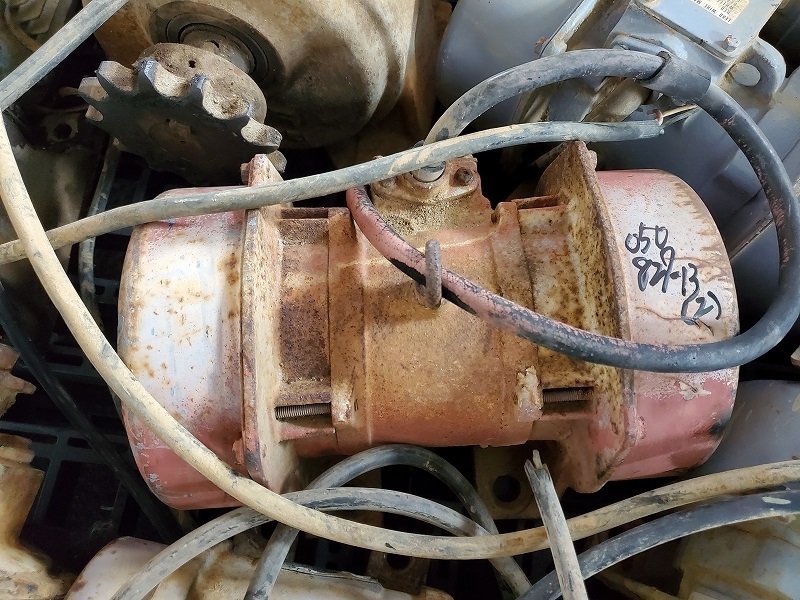 C3A【棚石イ中050827-13(2)】振動モーター0.16kw C3A【棚石イ中050827-13(2)】振動モーター0.16kw