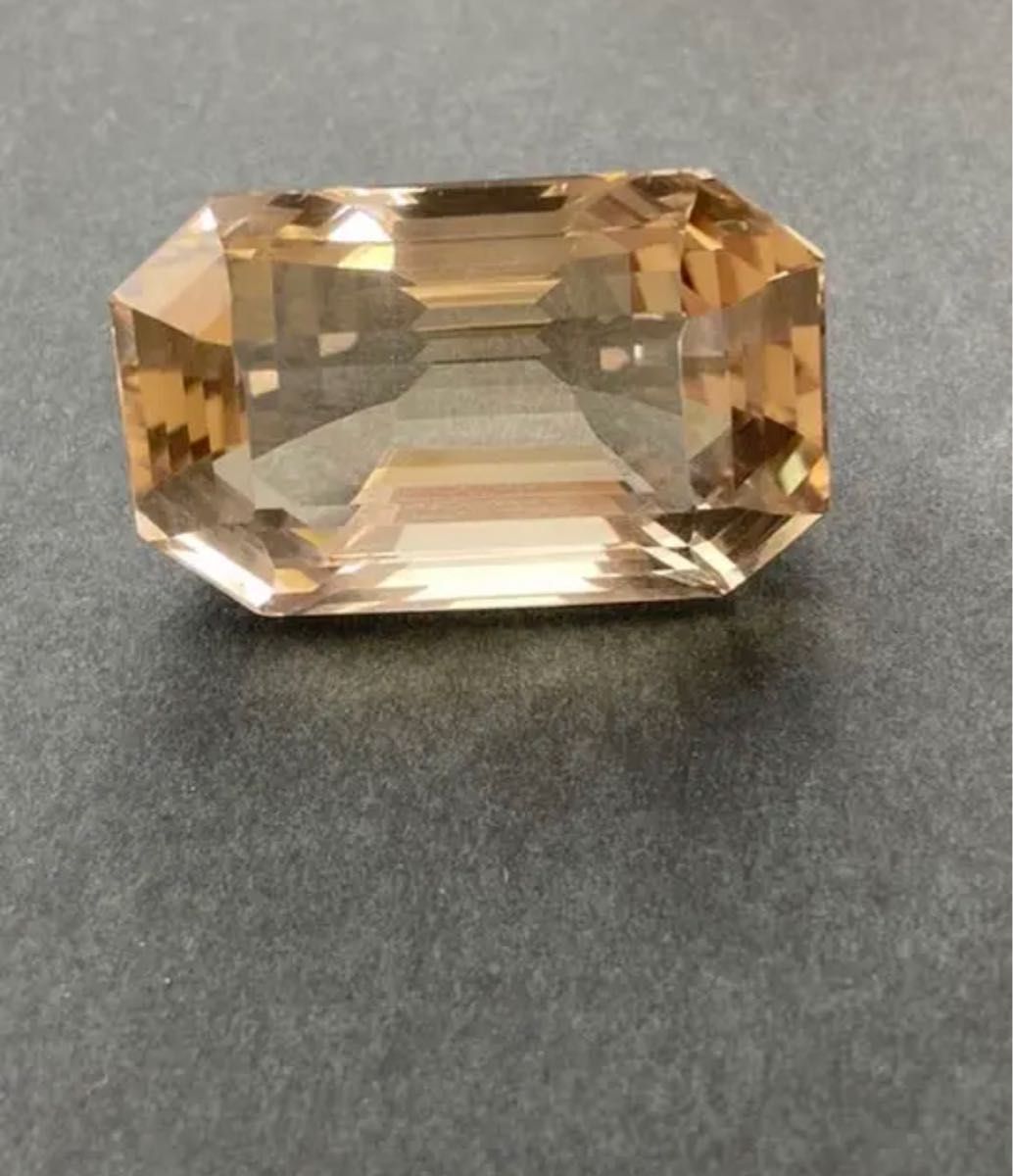 スモーキークォーツ　ルース　大粒122.03ct スリランカ産