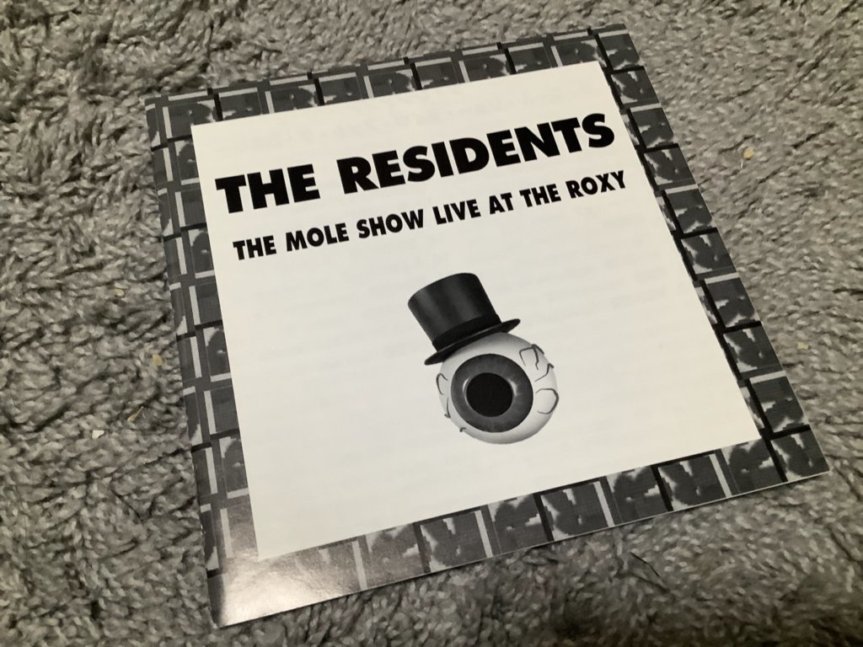 ★THE RESIDENTS(ザ・レジデンツ)【THE MOLE SHOW LIVE AT THE ROXY(ザ・モール・ショー・ライヴ・アット・ザ・ロキシー)】CD[国内盤]_画像4