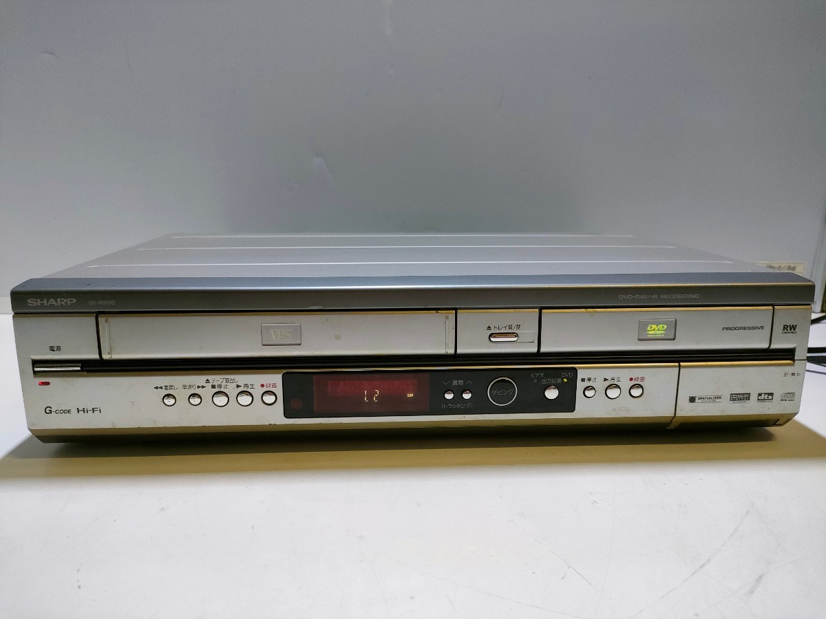 A629 SHARP ビデオ一体型DVDレコーダー DV-RW60 ジャンク品 （電源付き)_画像1