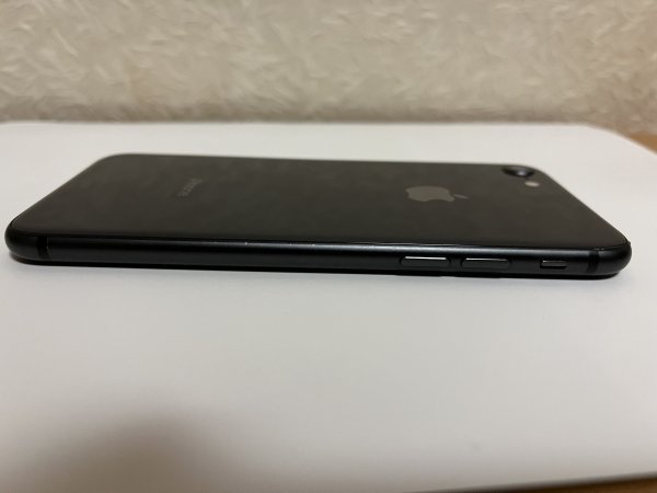 ☆アップル Apple SIMフリー iPhone8 64GB ブラック ☆