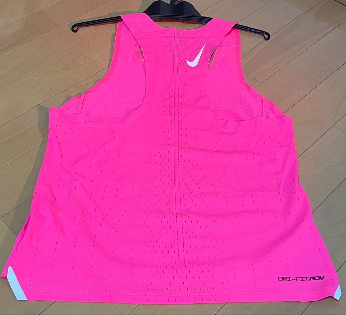 NIKE】Dri-FIT ADV エアロスイフト シングレット ピンク 2023 新 NIKE】Dri-FIT ADV エアロスイフト シングレット ピンク 2023 新