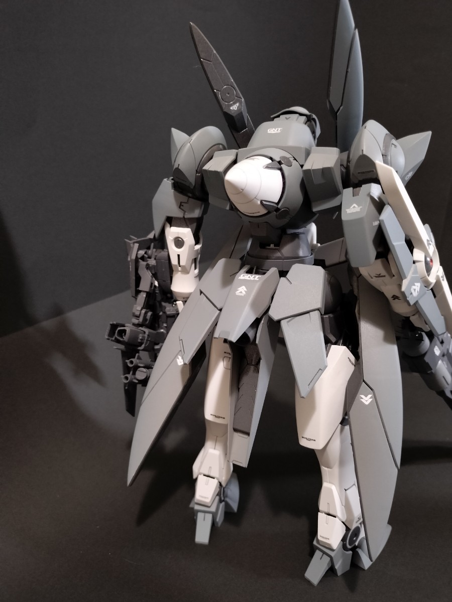 Sản phẩm 塗装済み完成品 MG 1/100 ダブルオーライザー＋セブンソード