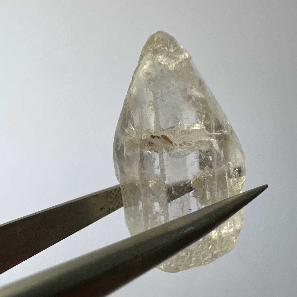 【E22085】 トパーズ 透明 結晶 天然石 鉱物 原石 パワーストーン_画像3
