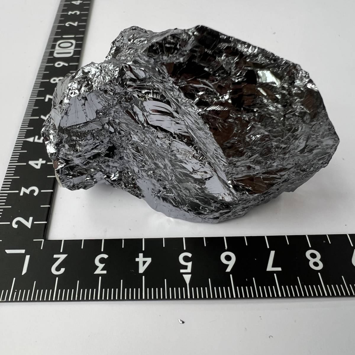 【E22231】 多結晶シリコン テラヘルツ鉱石 多結晶 シリコン テラヘルツ 鉱石 人工結晶 パワーストーン_画像1