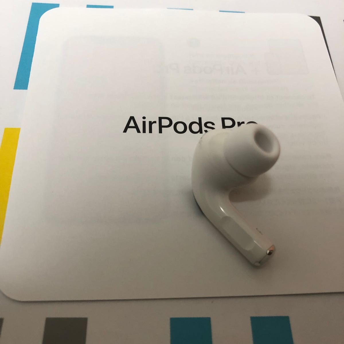 AirPods Pro Apple 第一世代　右耳　 R片耳　正規品　エアーポッズ　プロ　正規品