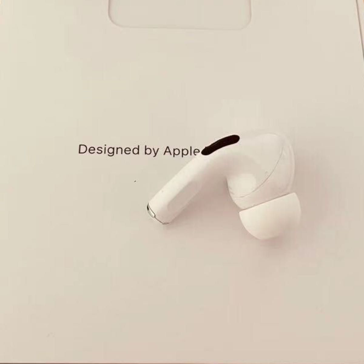 Apple AirPods 第一世代 右耳 R片耳 正規品 エアーポッズ｜PayPayフリマ